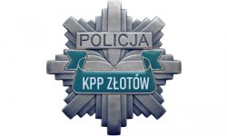 odznaka policyjna w miejscu identyfikacji indywidualnej napis KPP Złotów